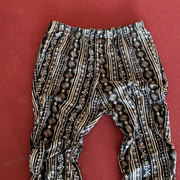 Flared pants - Picture 2 of 3